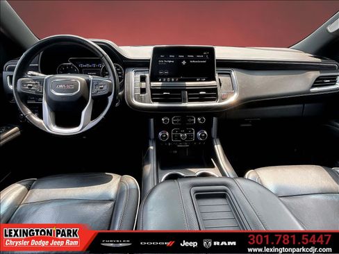 Used 2021 GMC Yukon SLT w/ SLT Premium Package AWD/4WD image 7