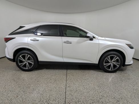 Used 2024 Lexus RX 350 Premium image 8