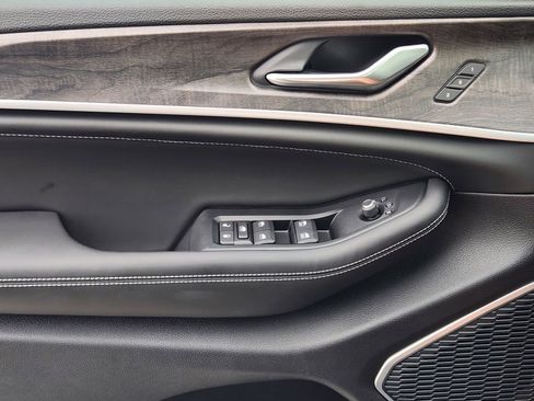 New 2026 Jeep Grand Cherokee Limited AWD/4WD image 19