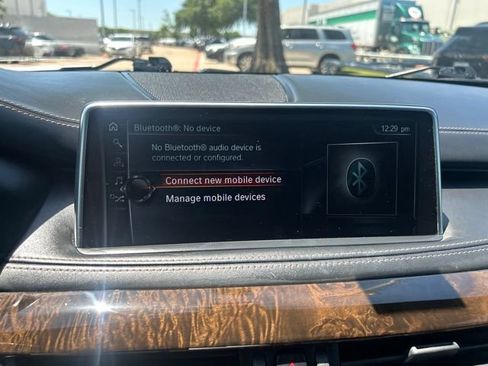 Used 2017 BMW X5 xDrive50i AWD/4WD image 10