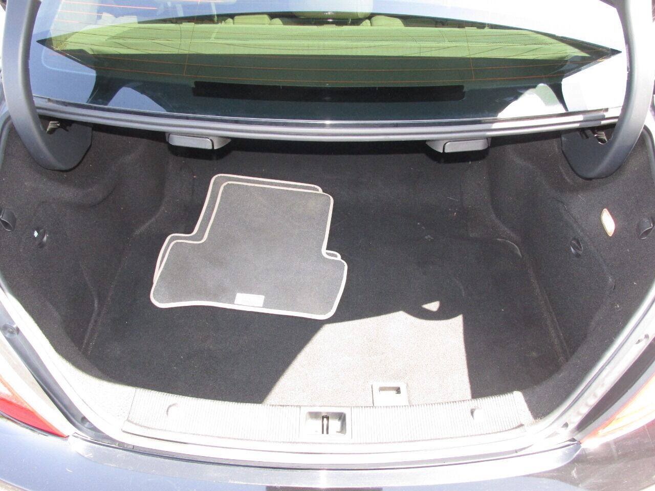 Used 2012 Mercedes-Benz C 300 4MATIC Sedan image 20