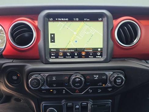 Used 2021 Jeep Wrangler Unlimited Rubicon AWD/4WD image 26