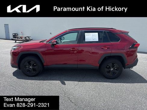 Used 2023 Toyota RAV4 XLE FWD image 4