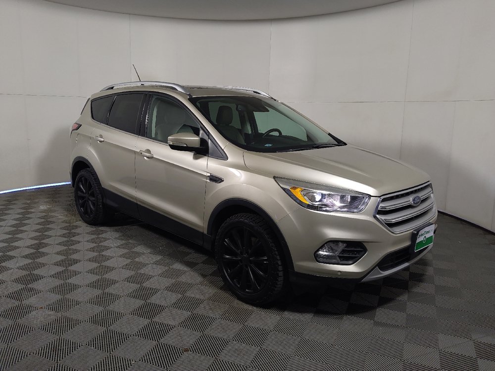 Used 2018 Ford Escape Titanium w/ Ford Safe & Smart Package AWD/4WD image 11