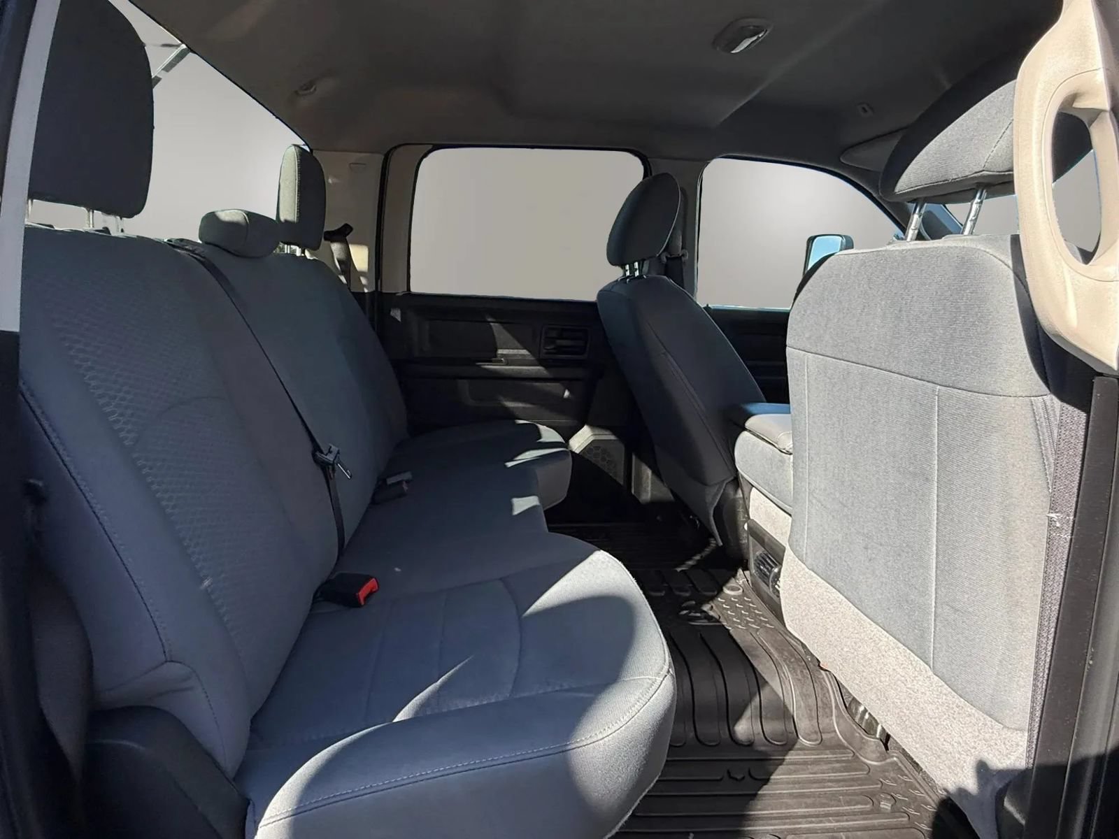 Used 2018 RAM 3500 Tradesman w/ Chrome Appearance Group AWD/4WD image 50