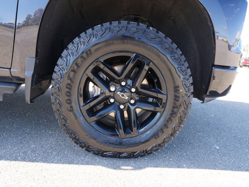 Used 2022 Chevrolet Silverado 1500 Custom Trail Boss image 11