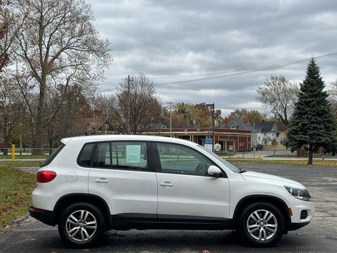 Used 2012 Volkswagen Tiguan S AWD/4WD image 6