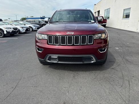 Used 2017 Jeep Grand Cherokee Limited AWD/4WD image 5