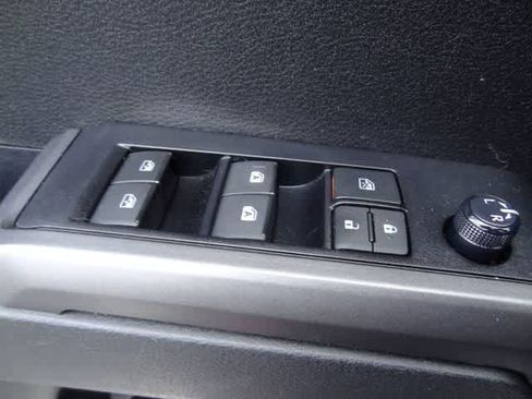 Used 2023 Toyota Tacoma TRD Pro image 11