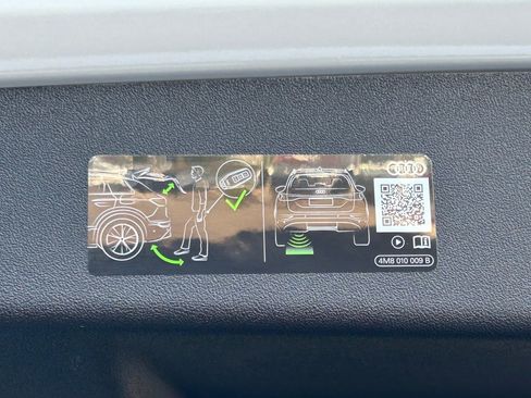 Used 2025 Audi SQ5 Premium Plus w/ Premium Plus Package image 62