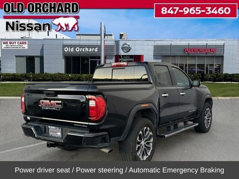 Used 2024 GMC Canyon Denali image 7