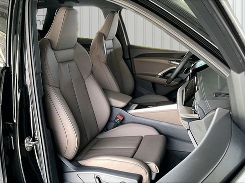 New 2025 Audi Q5 Premium Plus AWD/4WD image 11