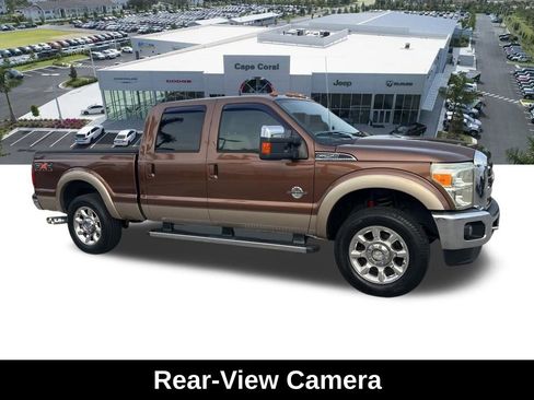 Used 2011 Ford F250 Lariat w/ Lariat Interior Pkg image 12