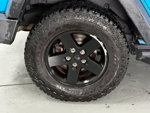 Used 2017 Jeep Wrangler Unlimited Sport AWD/4WD image 12