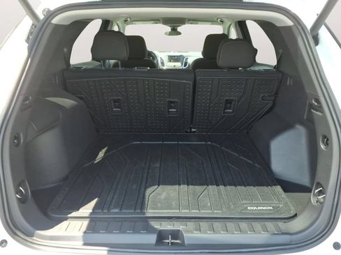 Certified 2024 Chevrolet Equinox LT w/ LPO, Floor Liner Package FWD image 19