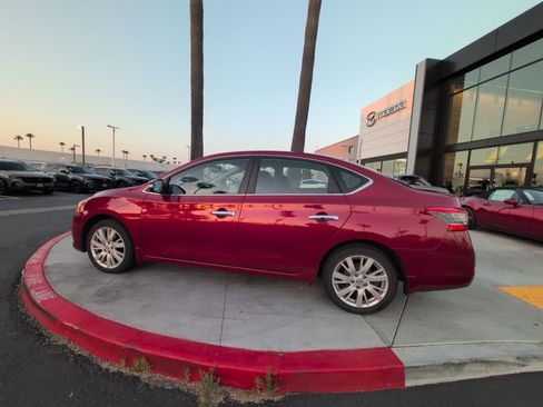 Used 2013 Nissan Sentra SL w/ Navigation Pkg FWD image 12