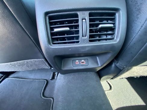 Used 2023 Nissan Altima 2.5 SL FWD image 25