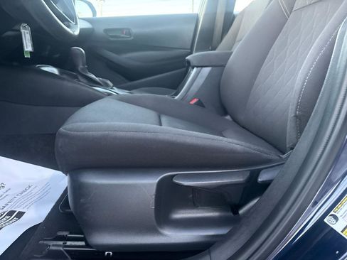 Used 2023 Toyota Corolla LE image 18