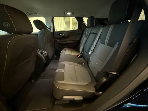 Used 2025 Chevrolet Blazer LT image 17