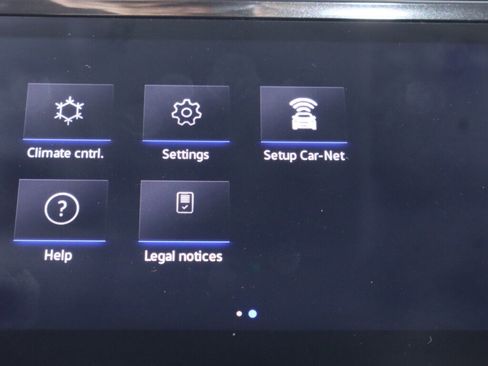 Used 2022 Volkswagen Tiguan SE image 18