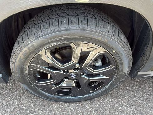 Used 2023 Subaru Ascent Onyx Edition AWD/4WD image 10