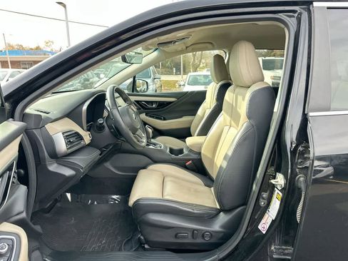 Used 2020 Subaru Outback Limited image 21