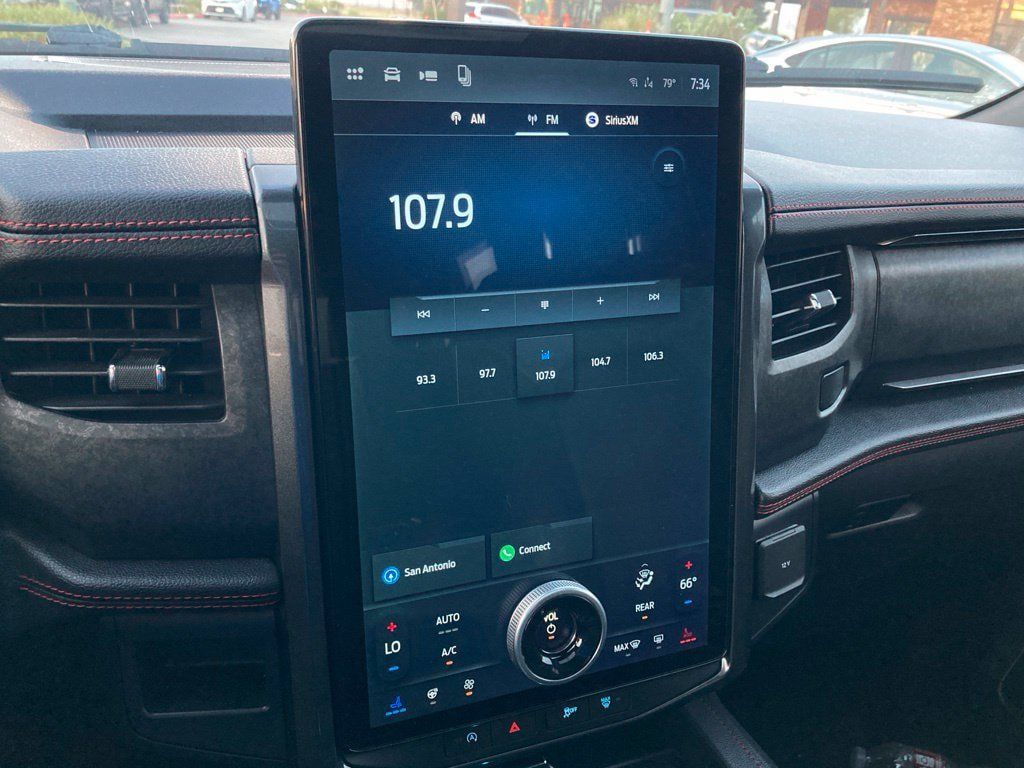 Used 2022 Ford Expedition Max Limited RWD image 24