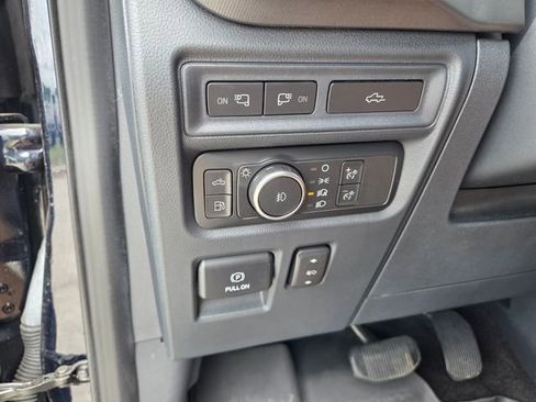 Used 2022 Ford F150 Platinum w/ Equipment Group 701A High AWD/4WD image 25