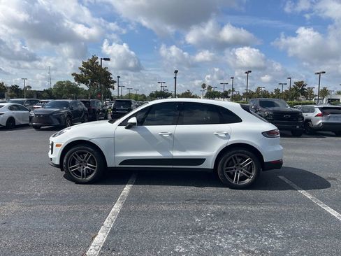 Used 2021 Porsche Macan S AWD/4WD image 2