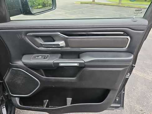 Used 2022 RAM 1500 Laramie w/ Sport Appearance Package AWD/4WD image 15