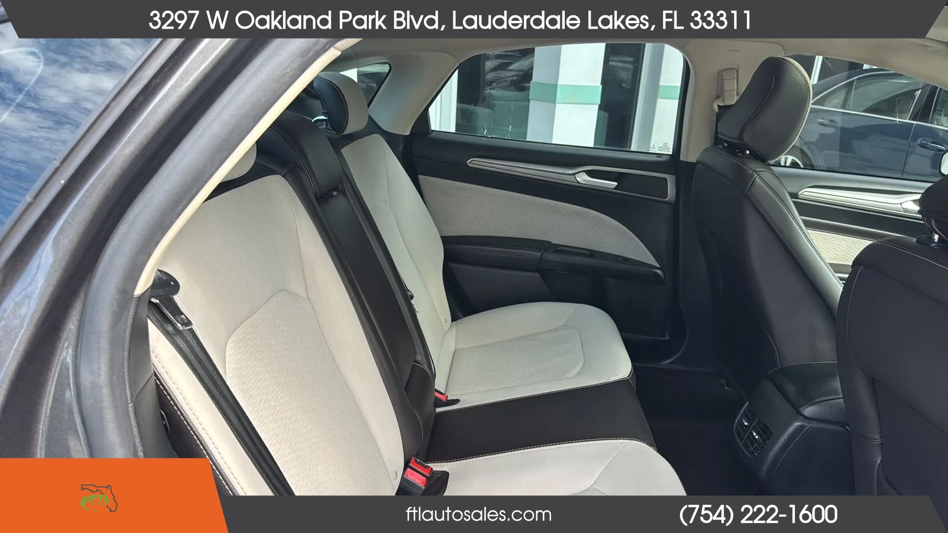 Used 2020 Ford Fusion SE w/ Equipment Group 151A FWD image 31