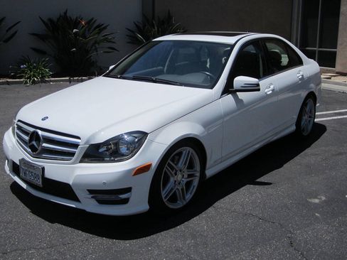 Used 2013 Mercedes-Benz C 300 4MATIC Sedan image 7