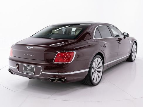 Used 2026 Bentley Flying Spur Plug-In Hybrid AWD/4WD image 5