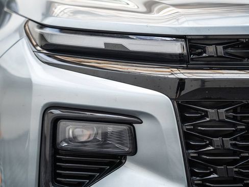 Used 2024 Chevrolet Traverse RS FWD image 15