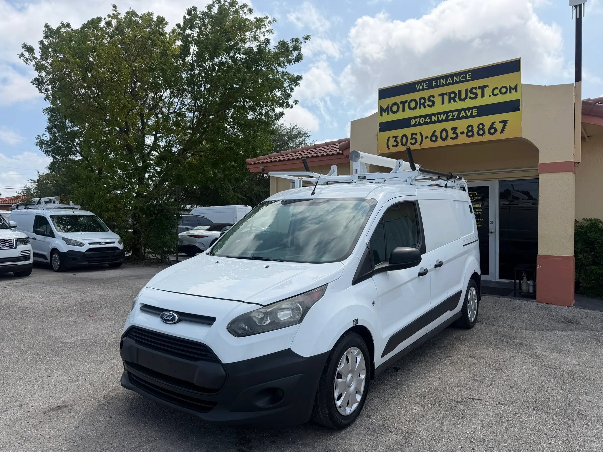 Used 2016 Ford Transit Connect XL FWD image 2