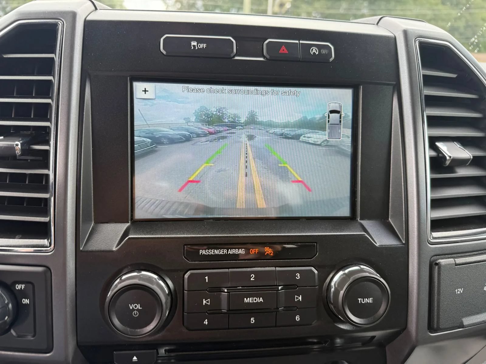 Used 2017 Ford F150 XLT w/ Equipment Group 302A Luxury RWD image 15