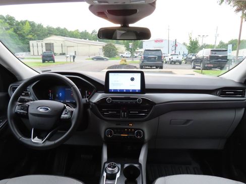 Used 2023 Ford Escape Active w/ Cold Weather Package FWD image 24