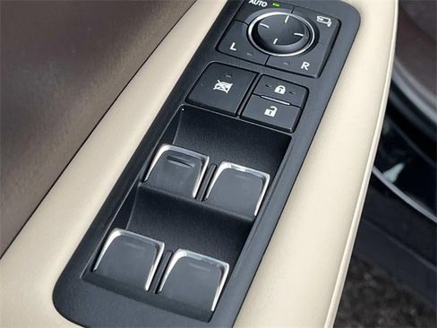 Used 2020 Lexus RX 350 FWD w/ Luxury Package image 32