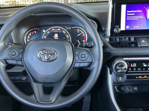 New 2025 Toyota RAV4 XLE image 17