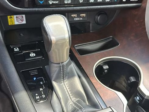 Used 2022 Lexus RX 350 AWD w/ Premium Package image 17