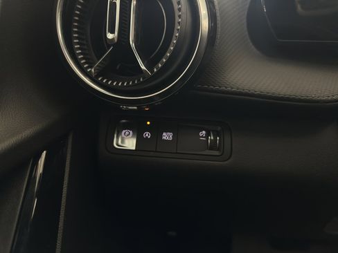 Used 2025 Chevrolet Equinox LT image 24