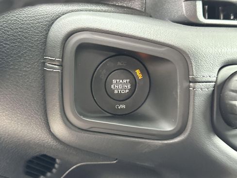 New 2025 Jeep Wrangler Unlimited Rubicon w/ Steel Bumper Group image 24