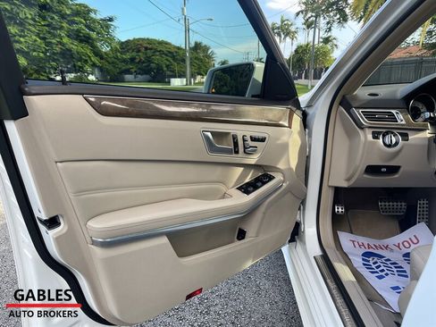Used 2014 Mercedes-Benz E 350 Sedan image 14