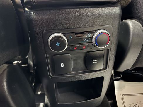 Used 2020 Ford Explorer Platinum w/ Premium Technology Package AWD/4WD image 37