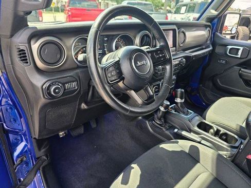 Used 2019 Jeep Wrangler Unlimited Sport S AWD/4WD image 11