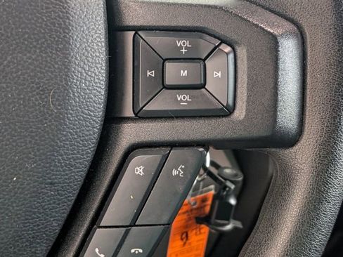 Used 2020 Ford F150 XLT image 23