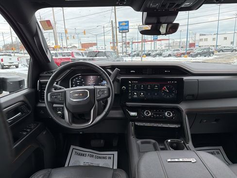 Used 2024 GMC Sierra 2500 AT4 w/ AT4 Premium Plus Package image 25