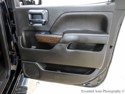 Used 2018 GMC Sierra 1500 Denali AWD/4WD image 29