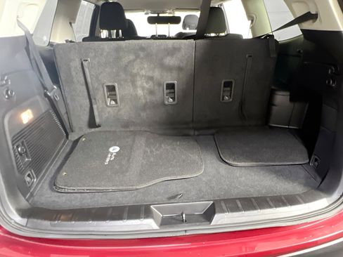 Used 2022 Subaru Ascent Premium w/ Convenience Package image 24