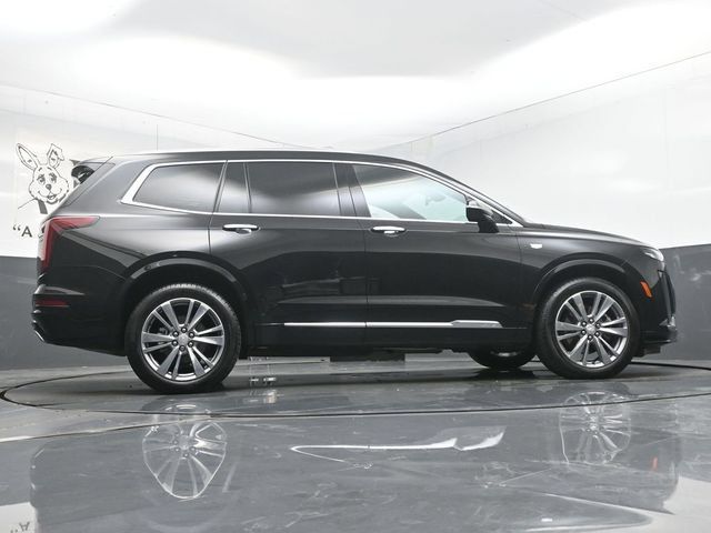 Used 2025 Cadillac XT6 Premium Luxury AWD/4WD image 60